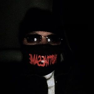 Meet your Posher, Slickk